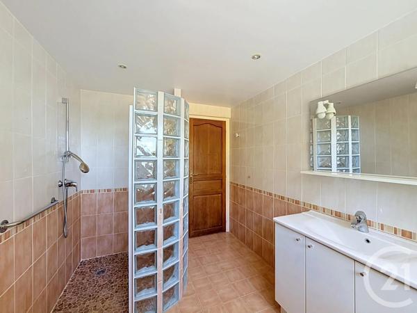 Maison à vendre  6 pièces - 128,50 m 2   SETE  - 34