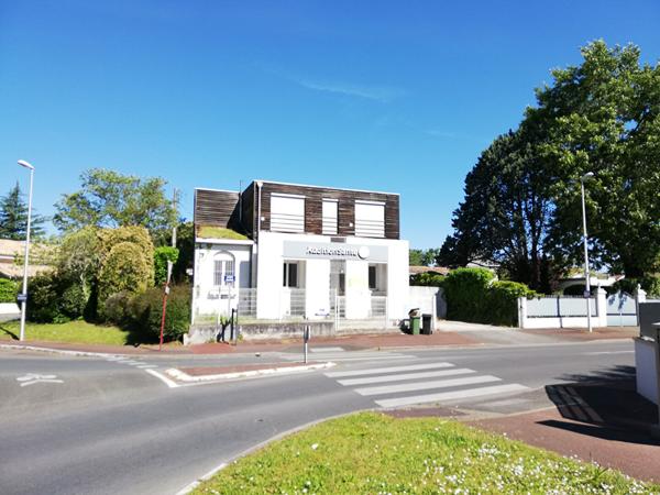 Location bureau Pessac - 30 m² - 690 €/mois
