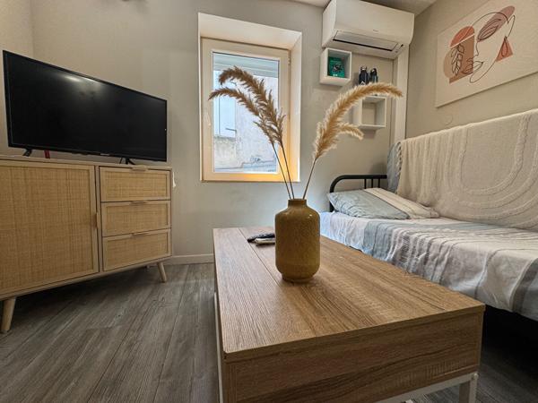 Studio meublé 15,6 m² - Quartier Saint-Alyre - 450 € CC