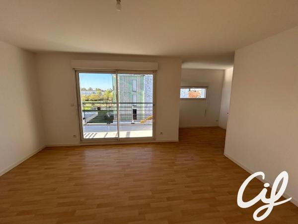 Appartement T3 La Vergne - 68.39 m2  150 000 Euros
