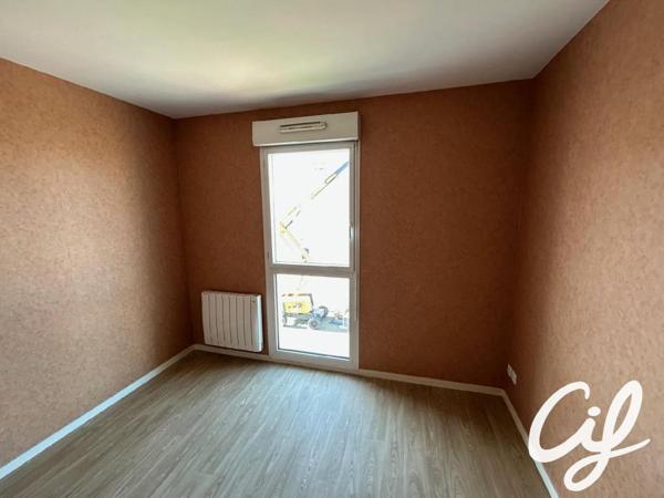 Appartement T3 La Vergne - 68.39 m2  150 000 Euros