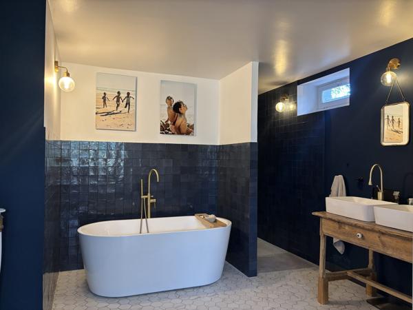 Maison basque de 1940 - La Genette - jardin préau et piscine