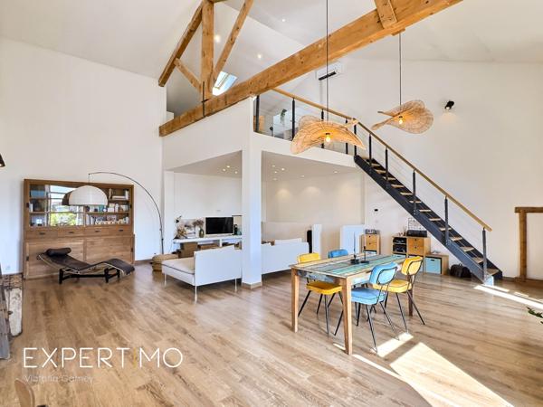 Lauris (84360) Loft rare avec extérieur SOUS COMPROMIS