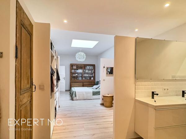 Lauris (84360) Loft rare avec extérieur SOUS COMPROMIS