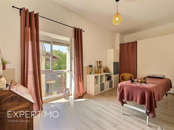 Lauris (84360) Loft rare avec extérieur SOUS COMPROMIS