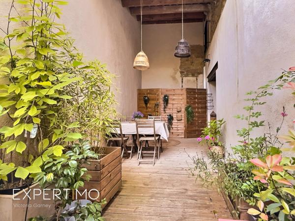 Lauris (84360) Loft rare avec extérieur SOUS COMPROMIS