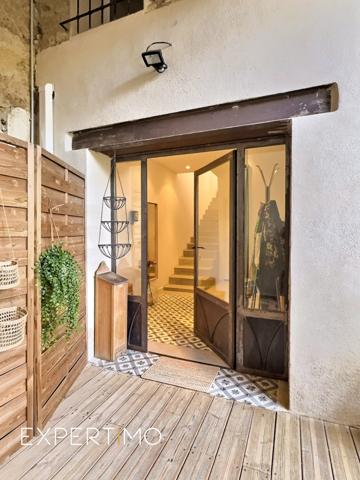 Lauris (84360) Loft rare avec extérieur SOUS COMPROMIS