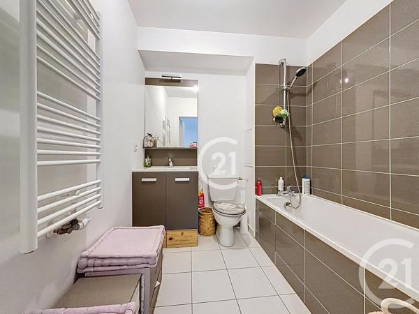 Appartement Duplex à vendre  3 pièces - 65,82 m2 MONTREUIL - 93