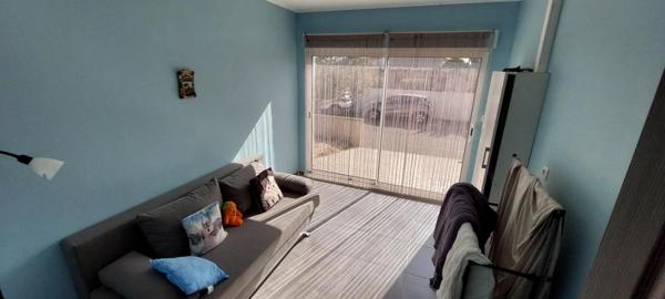 Pavillon familial, 4 chambres, piscine, véranda.