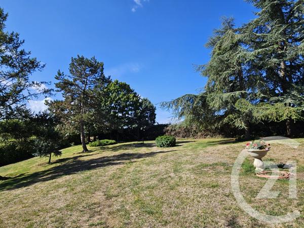 Maison à vendre  8 pièces - 247,50 m2 MIGNE AUXANCES - 86