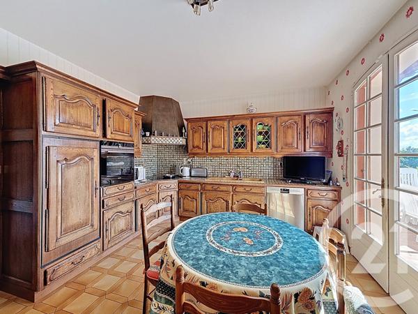 Maison à vendre  8 pièces - 247,50 m2 MIGNE AUXANCES - 86