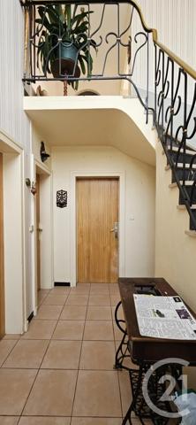 Maison à vendre  8 pièces - 131 m 2   MONTLUCON  - 03
