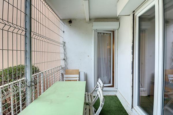A VENDRE DRAGUIGNAN ! Appartement de type T4 de 84 m2 avec balcon