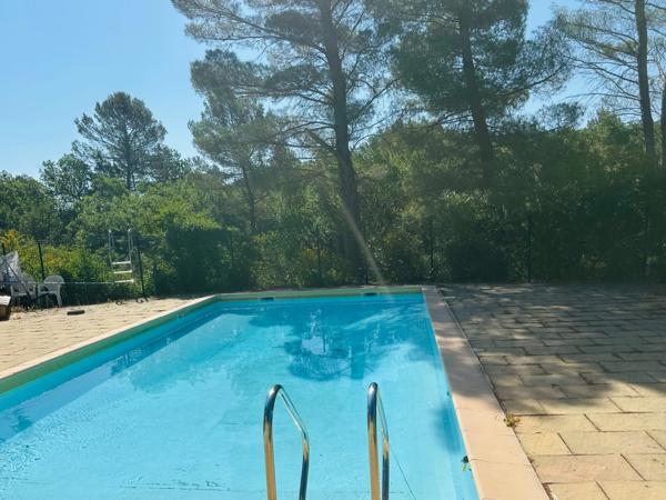 Appartement à vendre 3 pièces GREOUX LES BAINS (04)