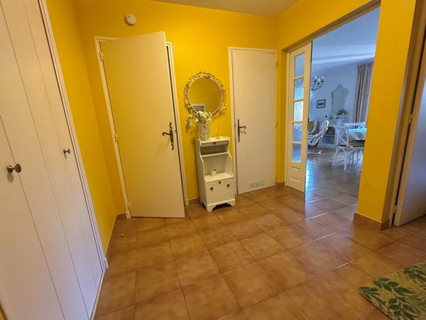 Appartement à vendre 3 pièces GREOUX LES BAINS (04)