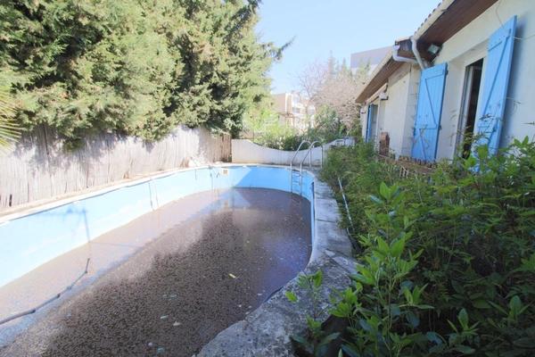 Maison 7p, 142m2, terrasse 35m2, piscine, terrain 740m2, garage, cave