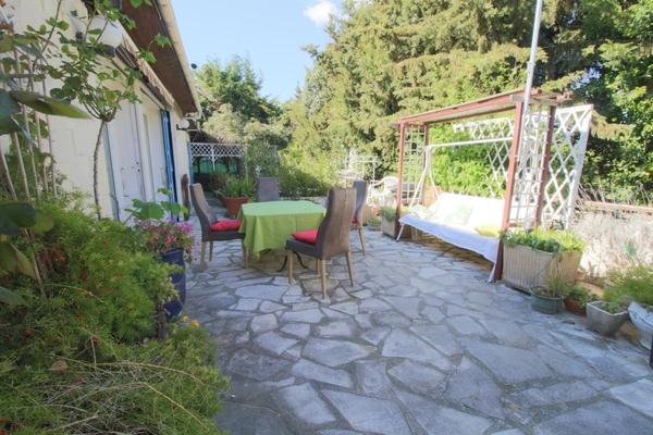 Maison 7p, 142m2, terrasse 35m2, piscine, terrain 740m2, garage, cave
