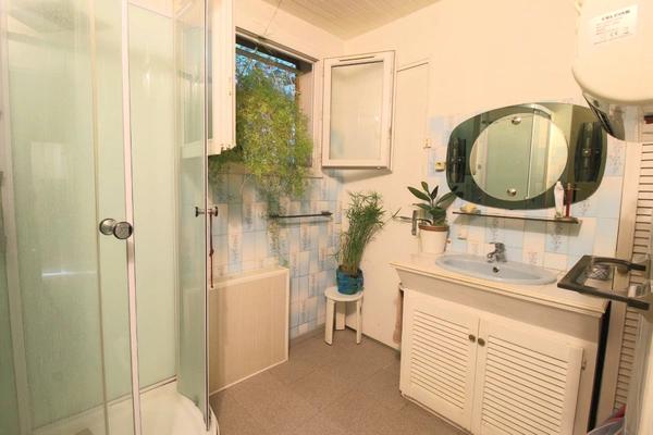 Maison 7p, 142m2, terrasse 35m2, piscine, terrain 740m2, garage, cave