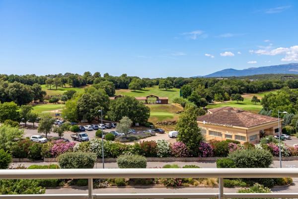 BIOT – EXCLUSIVITE - Appartement 3 Pièces avec vue Golf et Terrasse Sud-Ouest