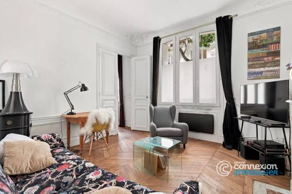 Exclusivité ! 2 PIÈCES AVEC TERRASSE PRIVATIVE – MONTMARTRE