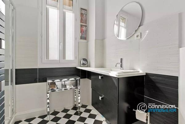 Exclusivité ! 2 PIÈCES AVEC TERRASSE PRIVATIVE – MONTMARTRE