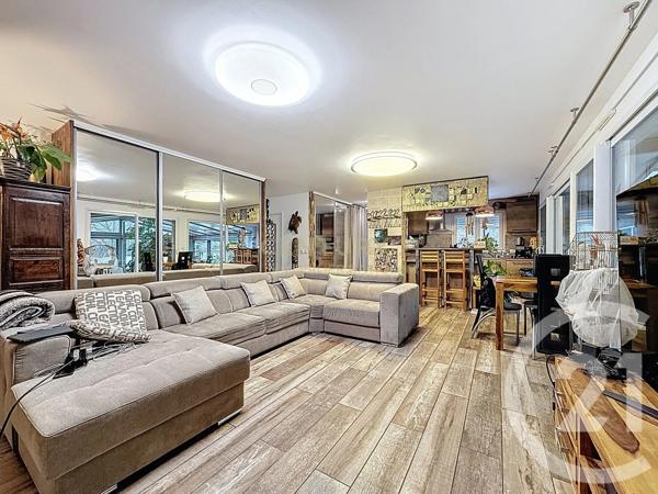 Maison à vendre  7 pièces - 165 m 2   ST ALBAN DE ROCHE  - 38