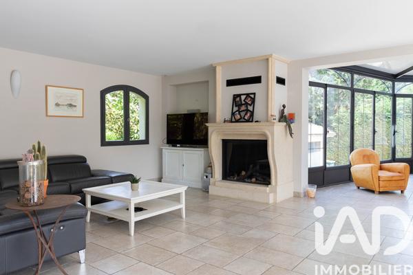 Maison à vendre 8 pièces 350 m² La Tour-de-Salvagny