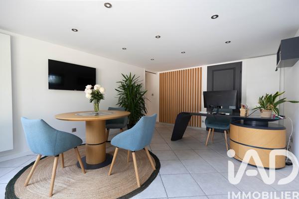 Maison à vendre 8 pièces 350 m² La Tour-de-Salvagny