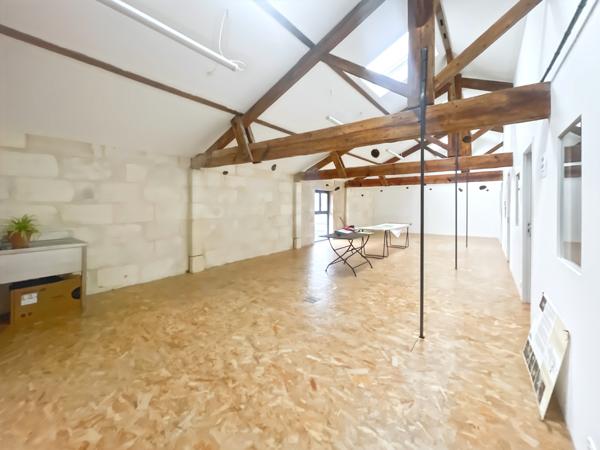 ESPACES DE COWORKING POUR ARTISTES ,ARTISANS.... AU PRECHARMANT A CADAUJAC