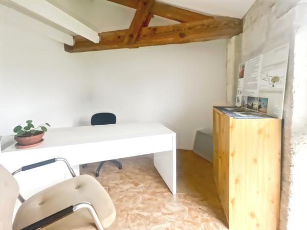 ESPACES DE COWORKING POUR ARTISTES ,ARTISANS.... AU PRECHARMANT A CADAUJAC