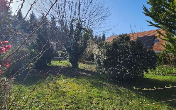 Terrain à vendre    Vernon