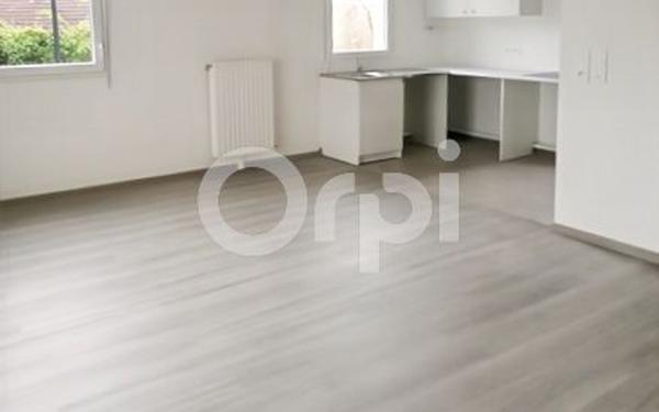 Appartement à louer    3 pièces •  Dammartin-en-Goële