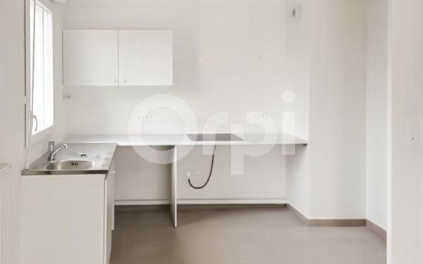 Appartement à louer    3 pièces •  Dammartin-en-Goële