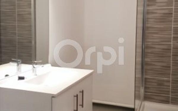 Appartement à louer    3 pièces •  Dammartin-en-Goële