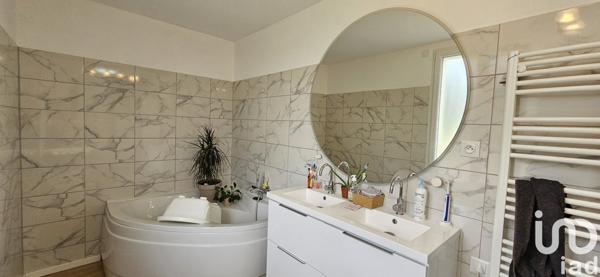 Maison à vendre 5 pièces 98 m² Essarts-en-Bocage