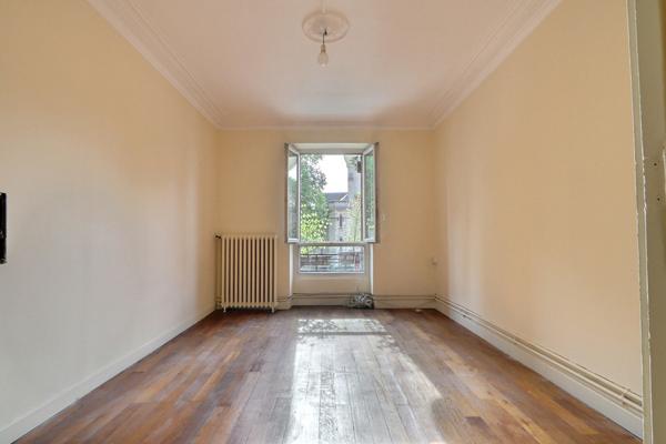 Appartement Aubervilliers 4 pièce(s) 65 m2