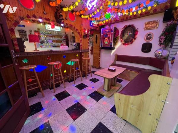 MAISON 6 PIECES 200m²