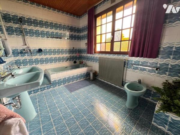 MAISON 6 PIECES 200m²