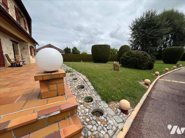 MAISON 6 PIECES 200m²