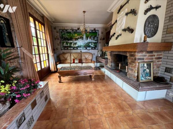 MAISON 6 PIECES 200m²