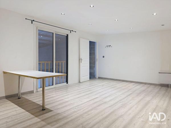 Location murs commerciaux  80 m² Ozoir-la-Ferrière