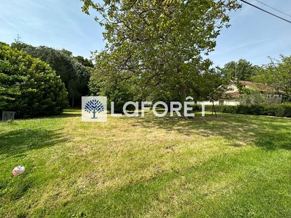 Achat terrain Tesson - 1380 m² - 38 500 €