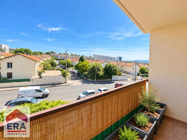 A VENDRE APPARTEMENT TYPE 3 MARSEILLE 13014 LE MERLAN BALCON PARKING PRIVE