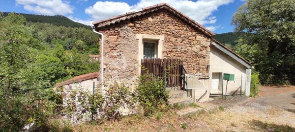 Maison en pierre – 36 m² – agrandissement possible Branoux-les-Taillades (30110)