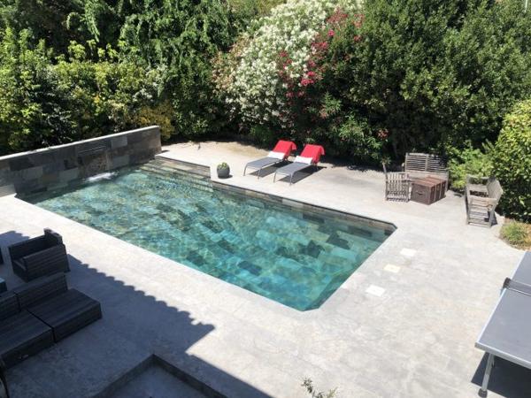 Grande maison familiale bien placée