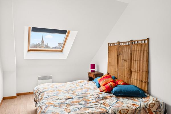 MAISON À VENDRE POMMERET BOURG - Maison de 2010, vivable de plain pied, parfaitement entretenue dans le bourg de Pommeret !