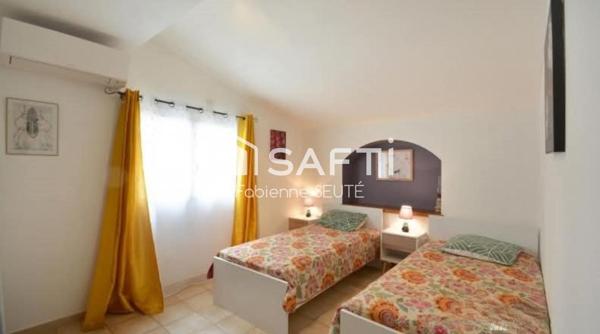 Maison de 240 m2 avec 3 logements, piscine