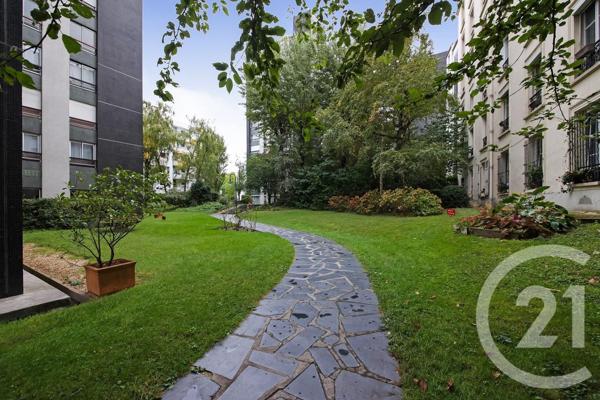 Appartement F4 à vendre  4 pièces - 81,01 m2 PARIS - 75019