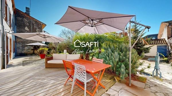 Grande maison avec gîtes et chambres d’hôtes