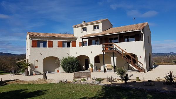 Saint-Ambroix (30500) Grande maison 235 m² ambiance campagne avec vue Cévennes et piscine chauffée
